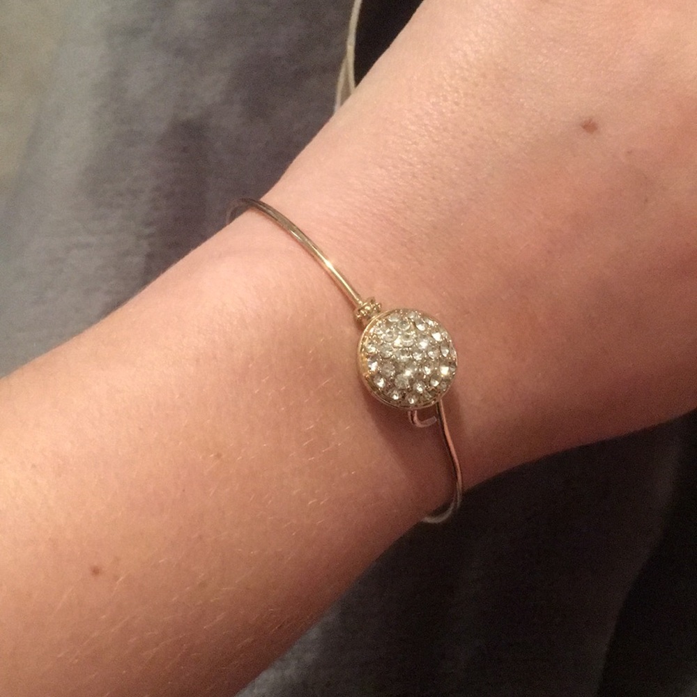 Golden rhinestone bracelet